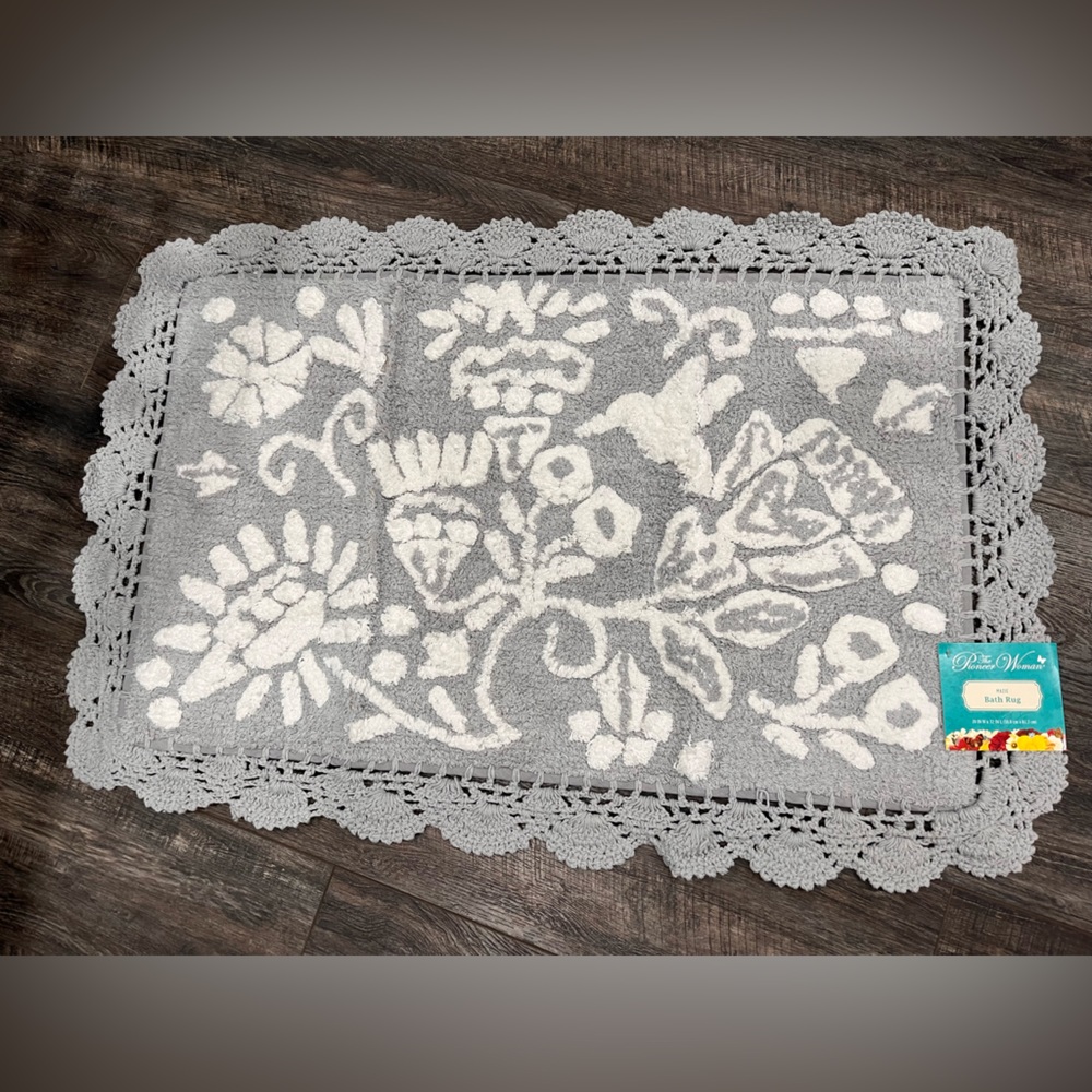 Brand New Pioneer Woman Bath Mat/Rug